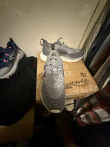 APL Streamline Grey/White - Image 1