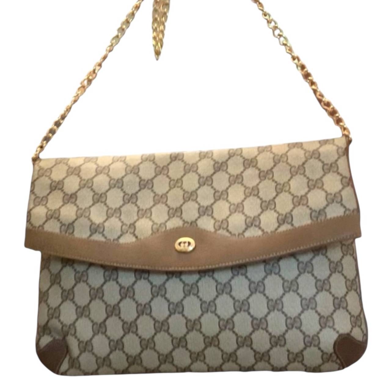 Gucci GG Supreme Canvas Shoulder Bag