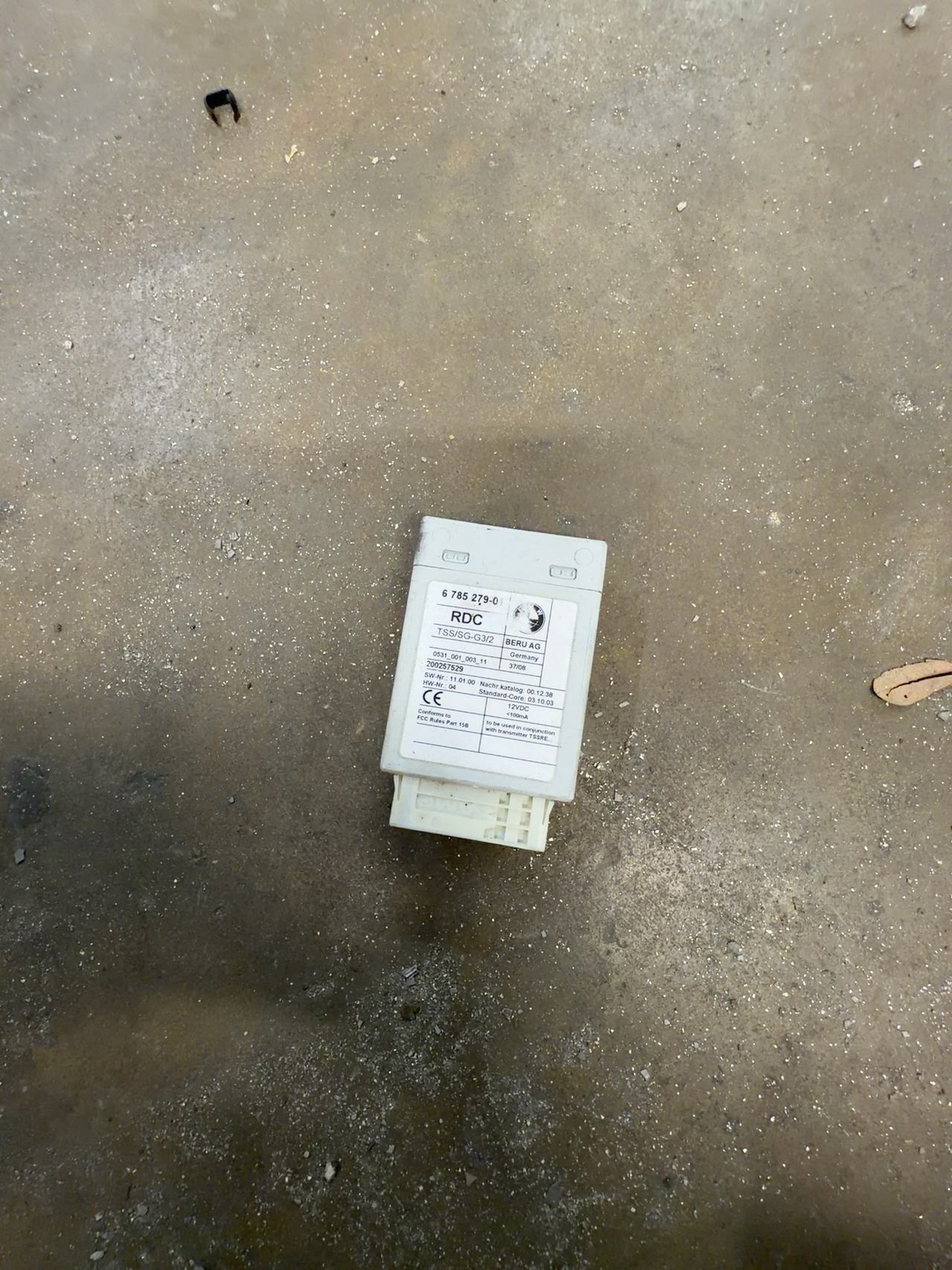 BMW TPMS Tire Pressure Control Unit 6785279-01