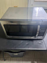 Magic Chef Countertop Microwave Oven - Image 2