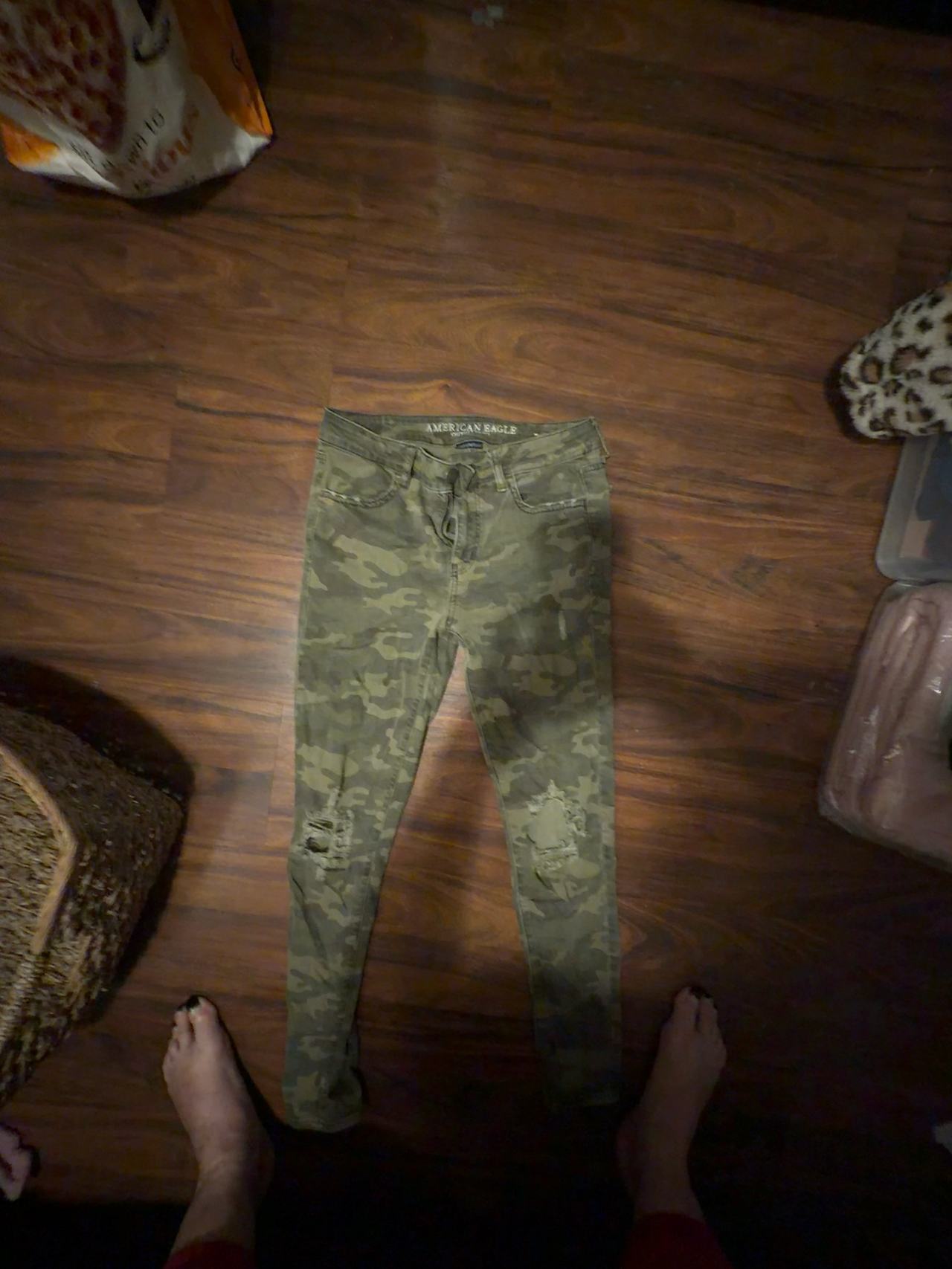 American Eagle Camo Distressed Jegging Jeans Green