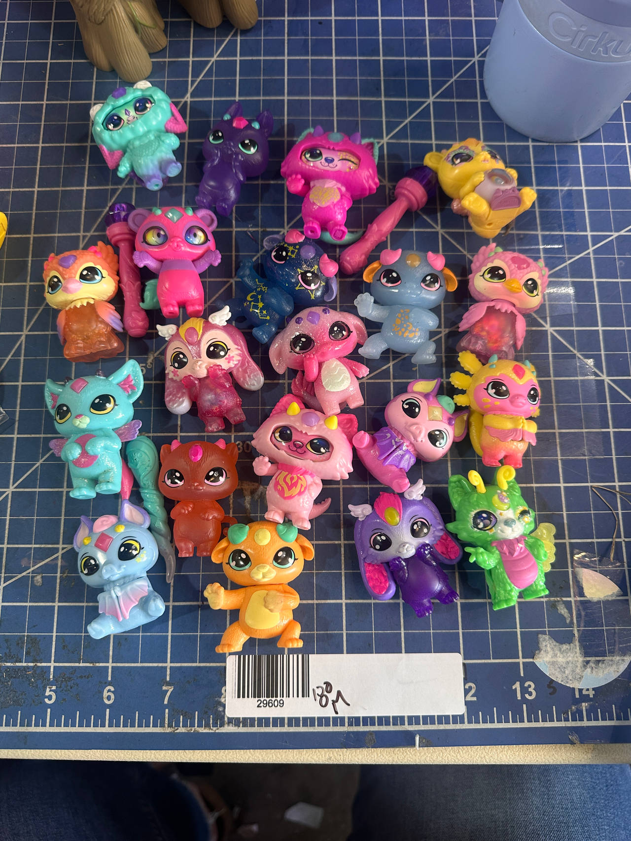 Magic Mixies Mixlings Collectible Figures Lot 20+ pcs Tomy 180M. 29609