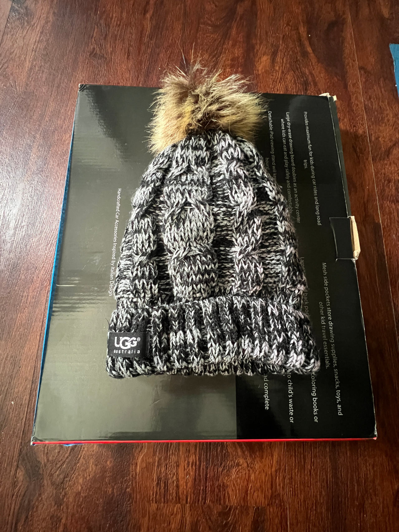 UGG Women's Pom Knit Beanie