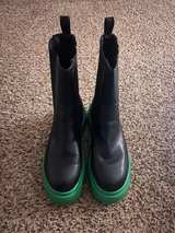 Pretty Little Thing Tire Chelsea Boots Black & Green - Image 3