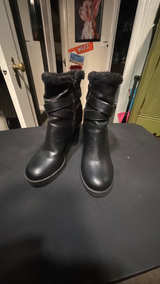 Guess Women's Black Ankle Boots - Image 2