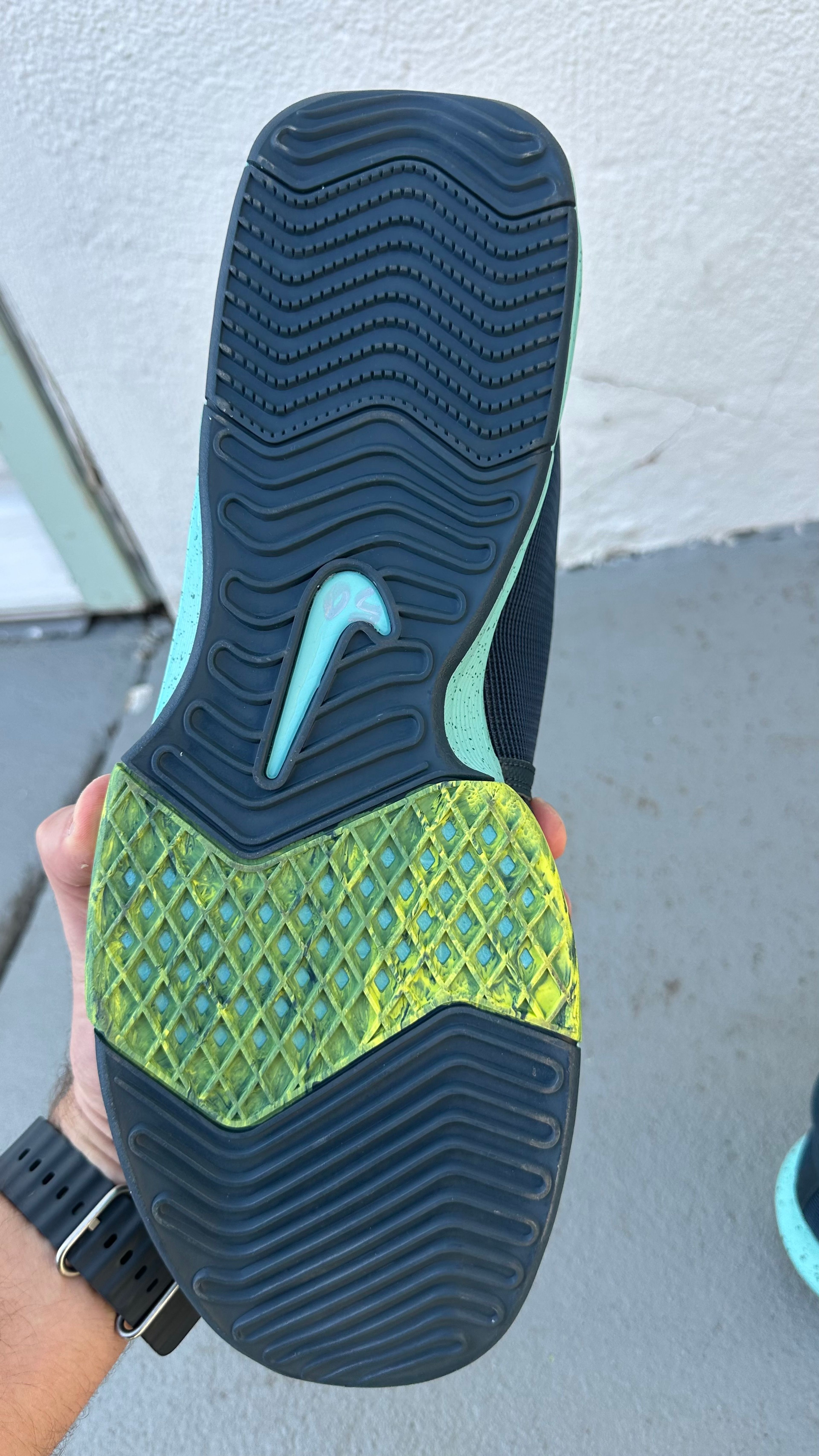 Nike LeBron Witness 8 Basketball Shoes Navy/Carolina Blue - Image 3