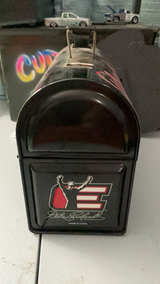 Winner's Circle Dale Earnhardt Sr. The Intimidator Metal Lunch Box - Image 2