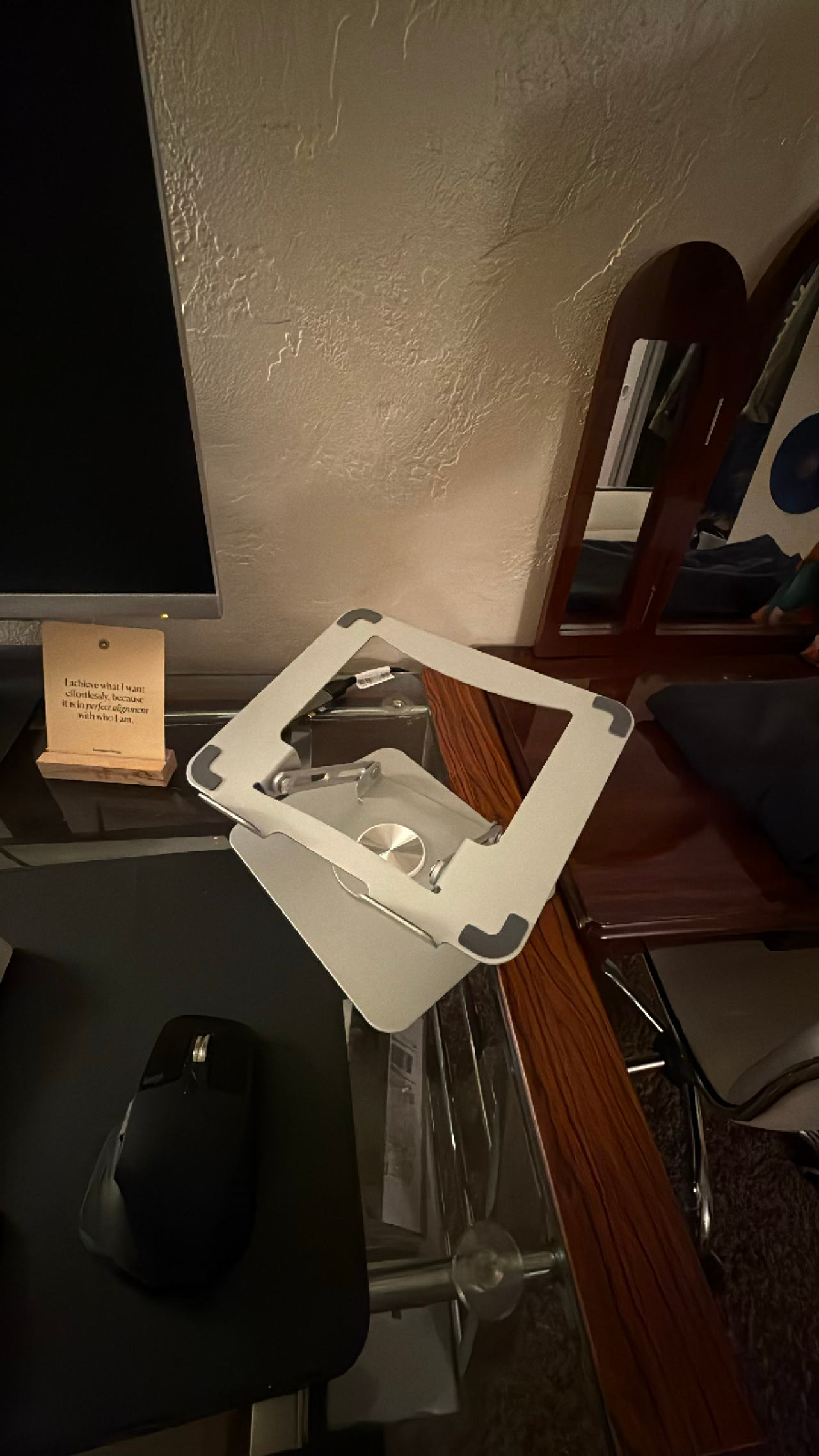 laptop stand