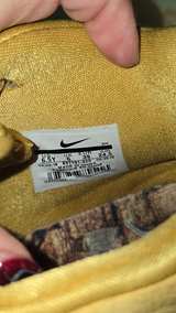 Nike Kyrie 4 Cinnamon Toast Crunch Size 6 Youth Pre-Owned - Image 6