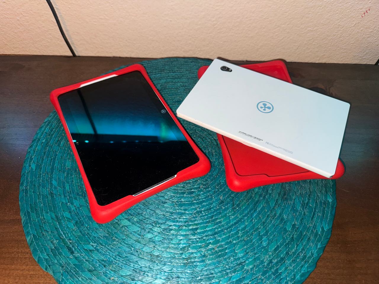 2x Fuhu Nabi XD Tablets w/ Red Protective Cases