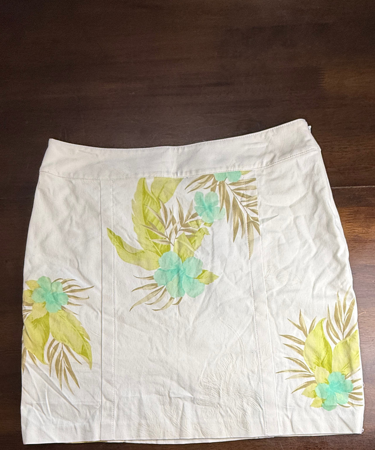 NWT Tommy Bahama TB18 Gardenia Bell of the Ball Mini Skirt size 10