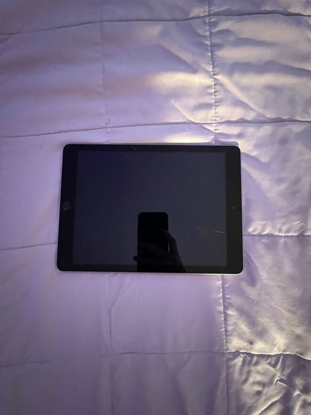 Apple iPad 5th Generation Space Gray