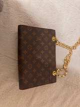 Louis Vuitton Pochette Métis - Image 4