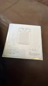 Apple AirPods - Image 2