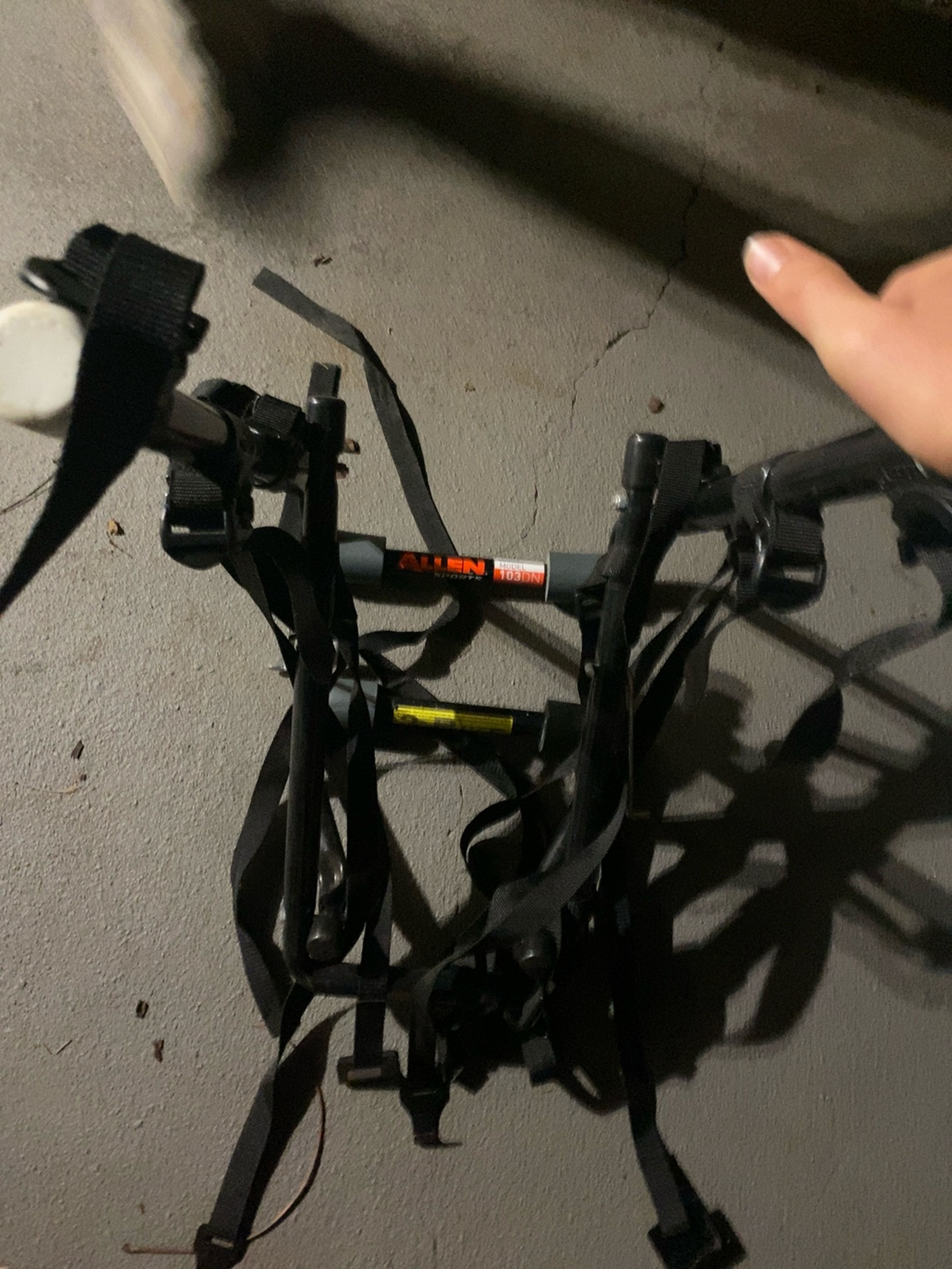 Allen Sports Deluxe 2-Bike Trunk Mount Rack Model 102DN