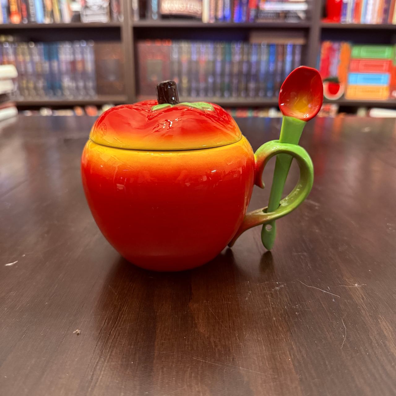 Ceramic Apple Mug with Lid and Spoon