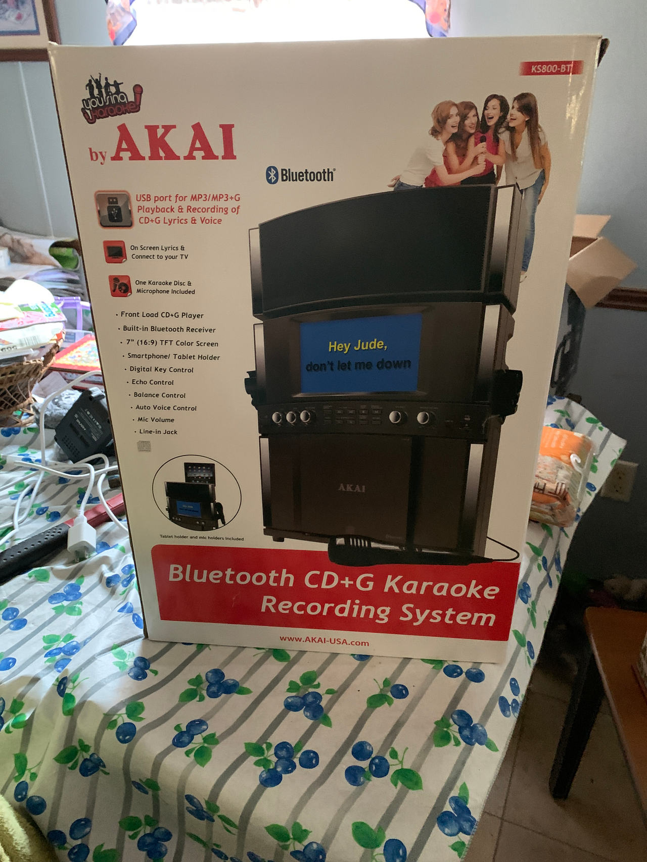 AKAI Bluetooth CD+G Karaoke Recording System
