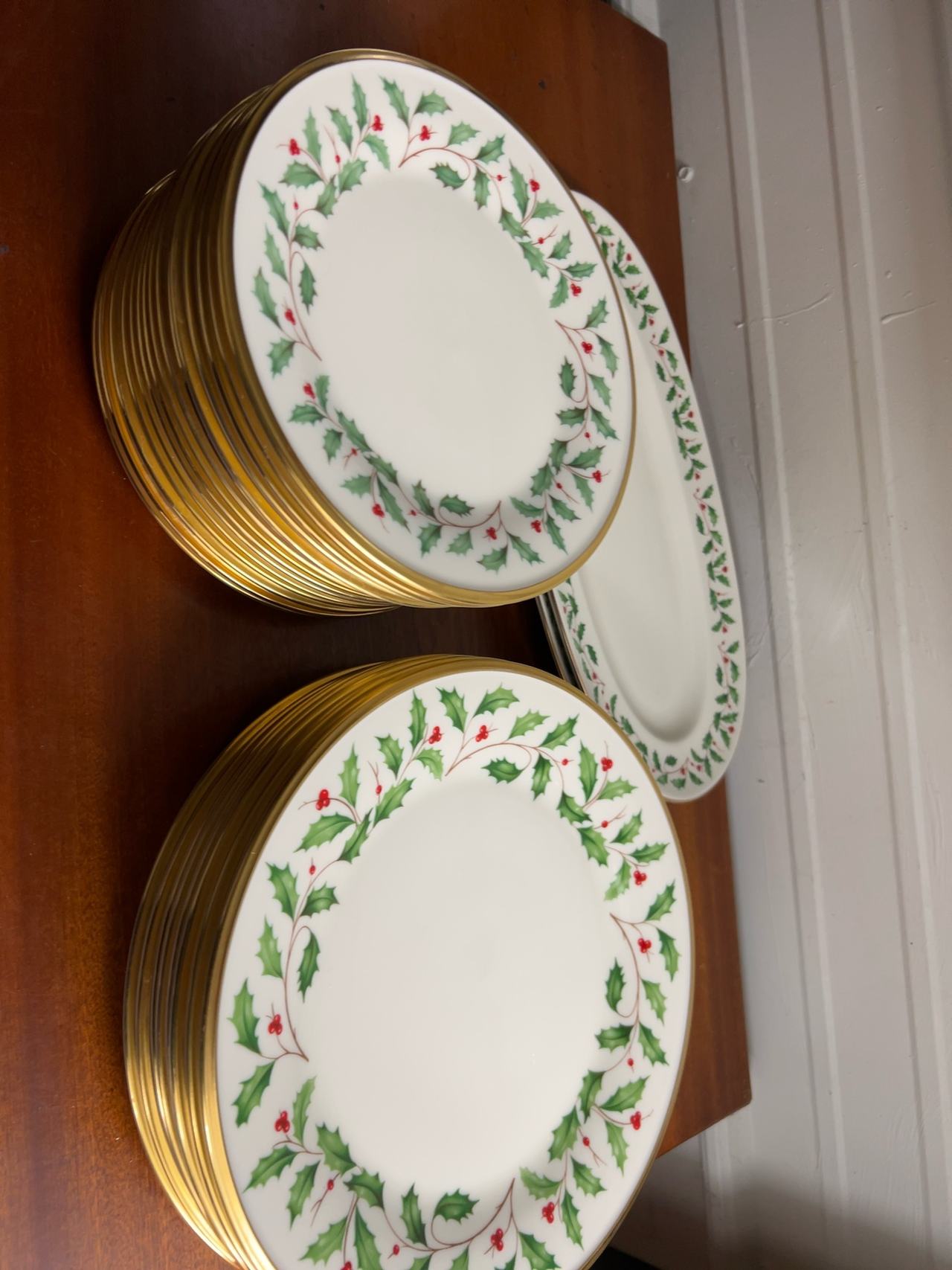 Lenox Holiday Gold Trimmed Christmas Dinner Plate Set of 25pcs
