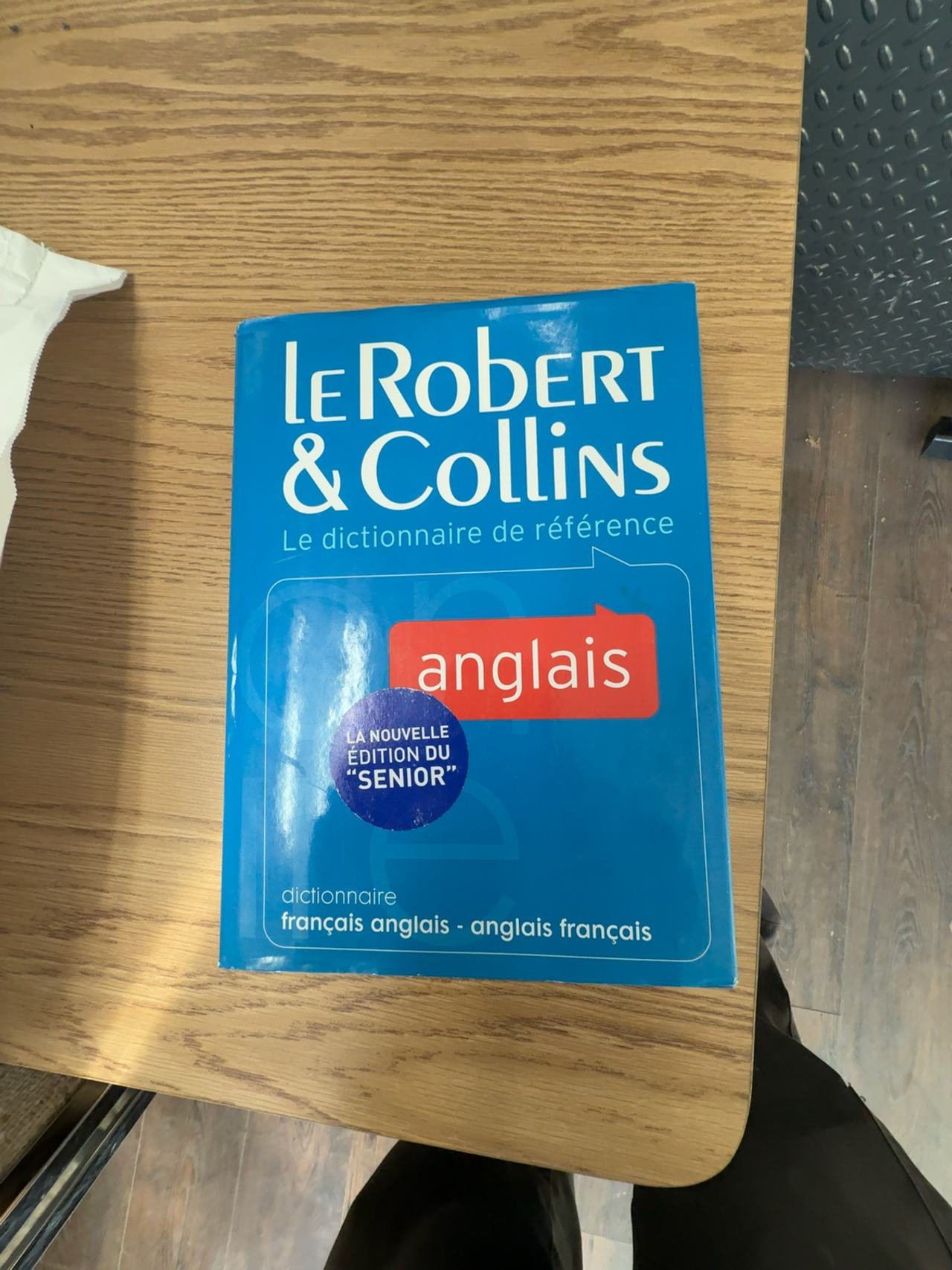 Le Robert & Collins Grand French-English Bilingual Dictionary