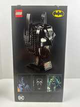LEGO DC Batman Cowl set 76182 - Image 5