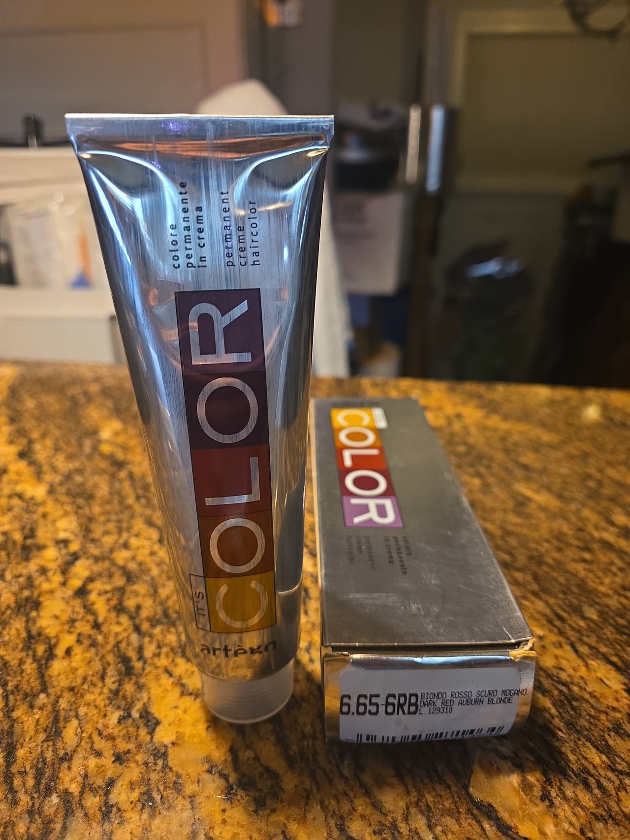 Artègo It's Color Permanent Cream Haircolor 6.65 6RB