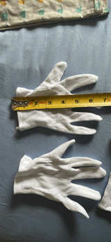 Compression Arm Sleeves and Cotton Gloves Set - Image 3