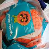 Spooky Village Pumpkin Pom Pom Craft Kit - Image 2
