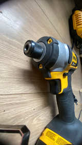 DeWalt 20V MAX Impact Driver - Image 2
