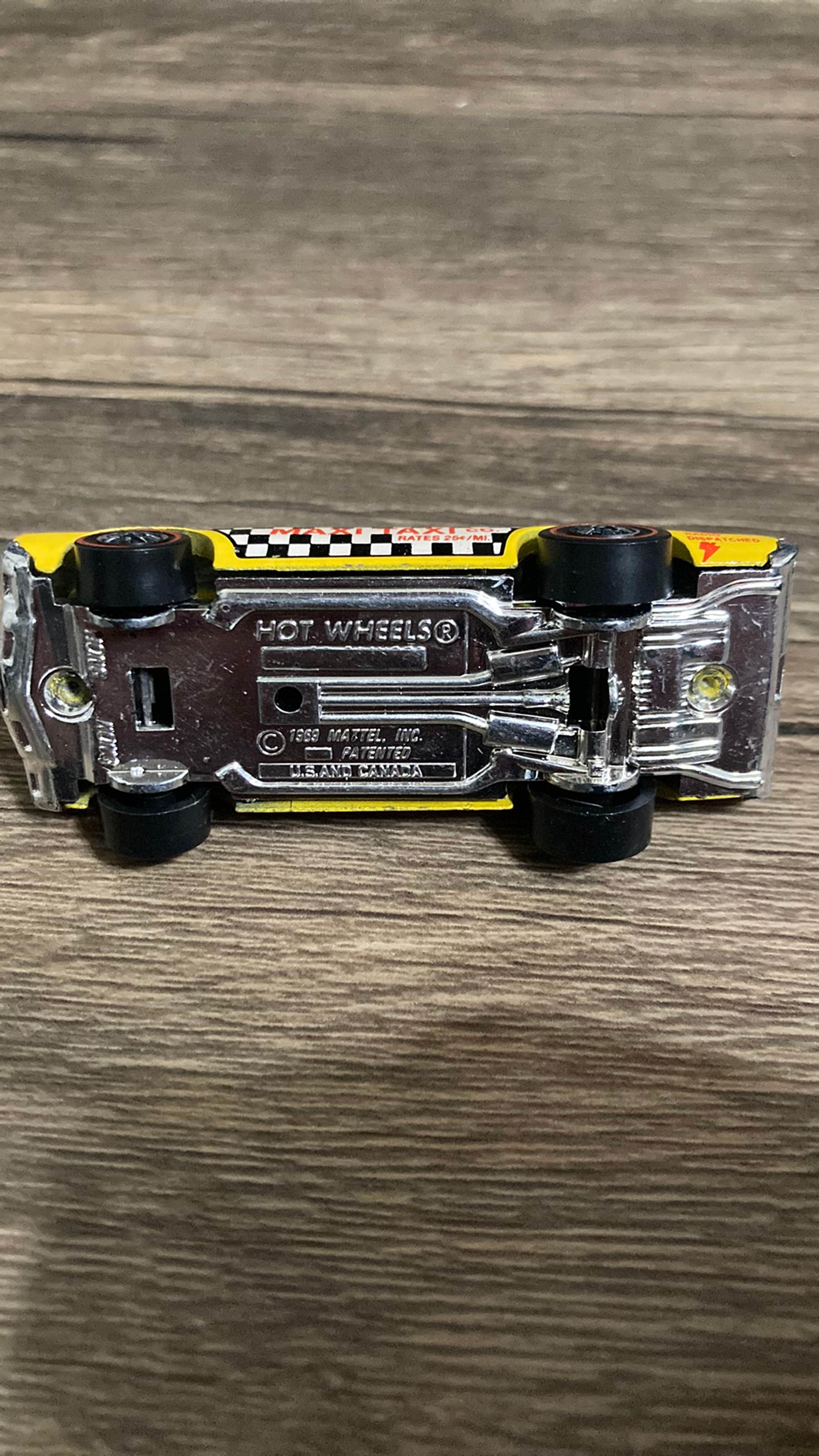 Hot Wheels Redline Maxi Taxi Yellow - Image 5