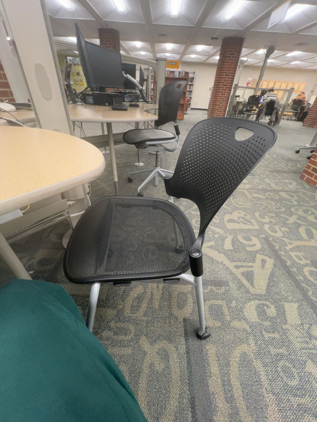 Herman Miller Caper Stacking Arm Chair Black