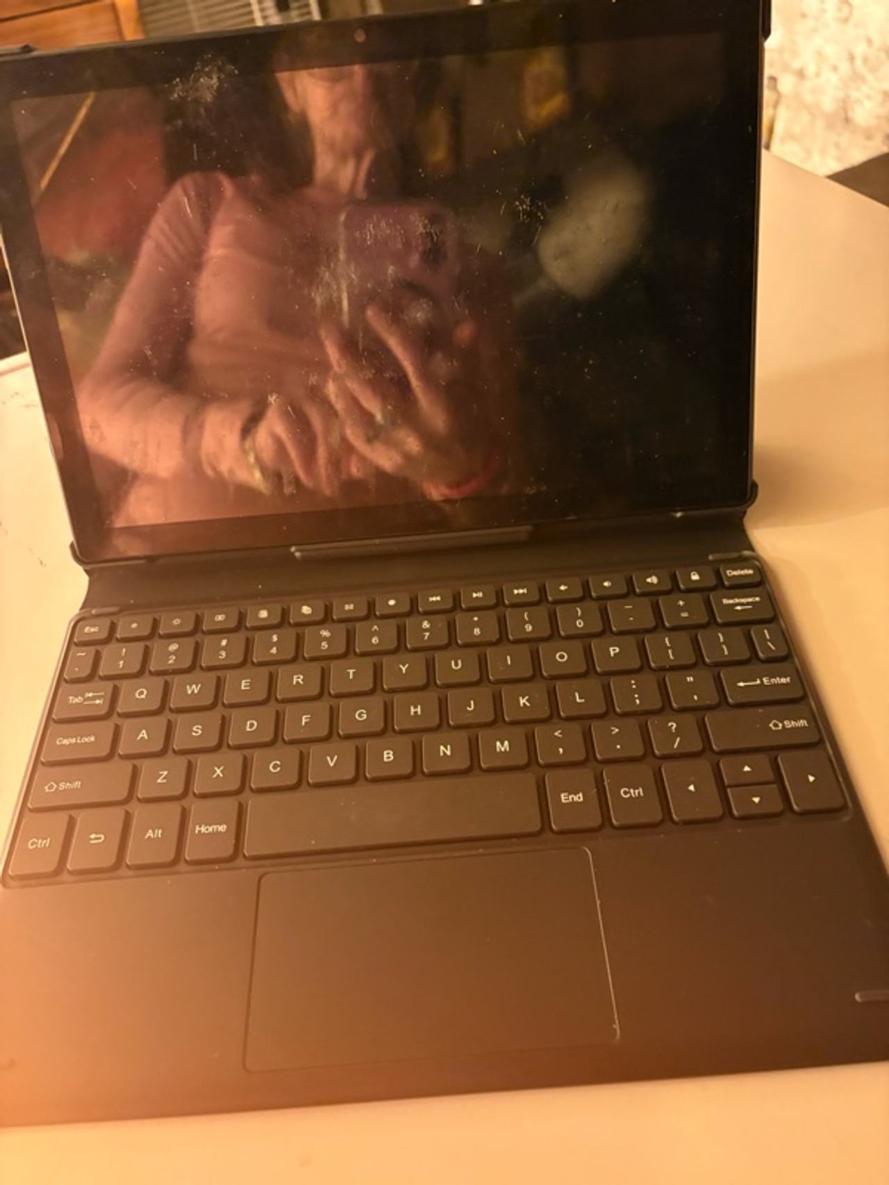 Emerson 10.1 in Tablet with keyboard case also comes with a 64 GB memory card it