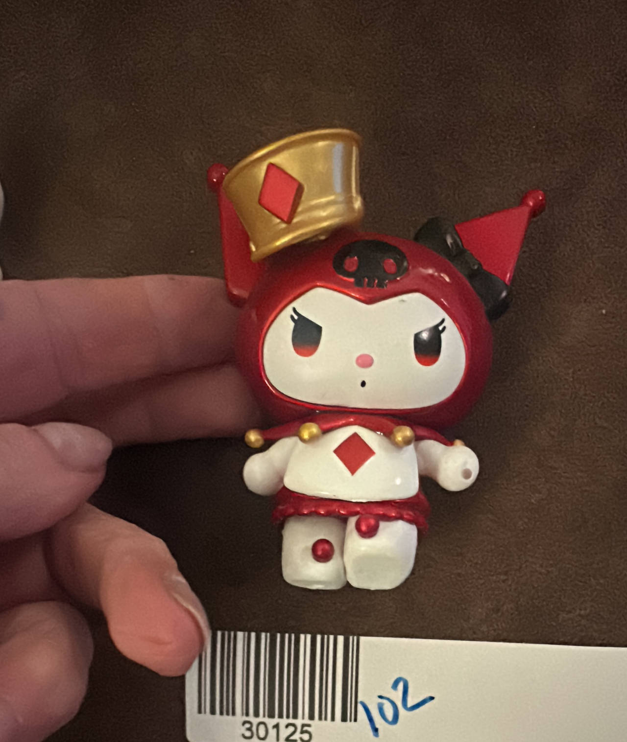 Sanrio KUROMI Alice in Wonderland Queen of Hearts Figure collectible 102