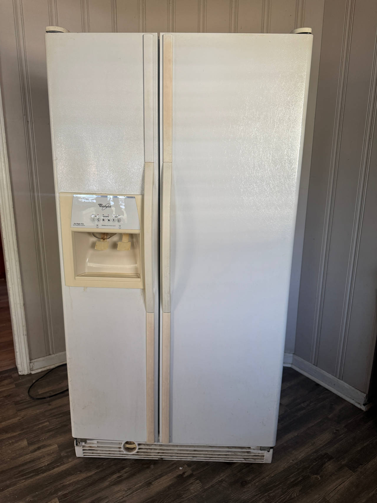 Whirlpool Side-by-Side Refrigerator with Dispenser