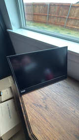 Lenovo ThinkVision M14 Portable Monitor - Image 2