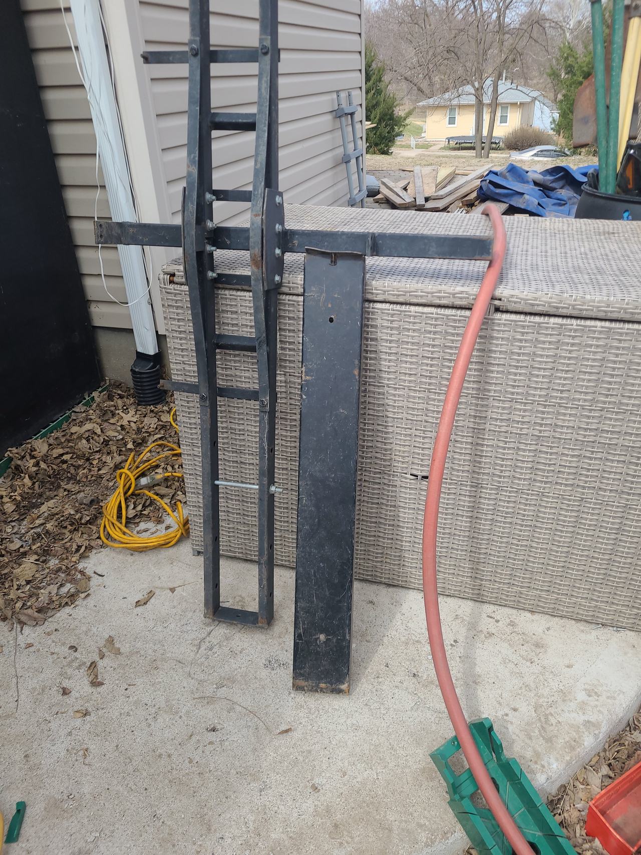 Hitch Mount Dirt Bike Carrier