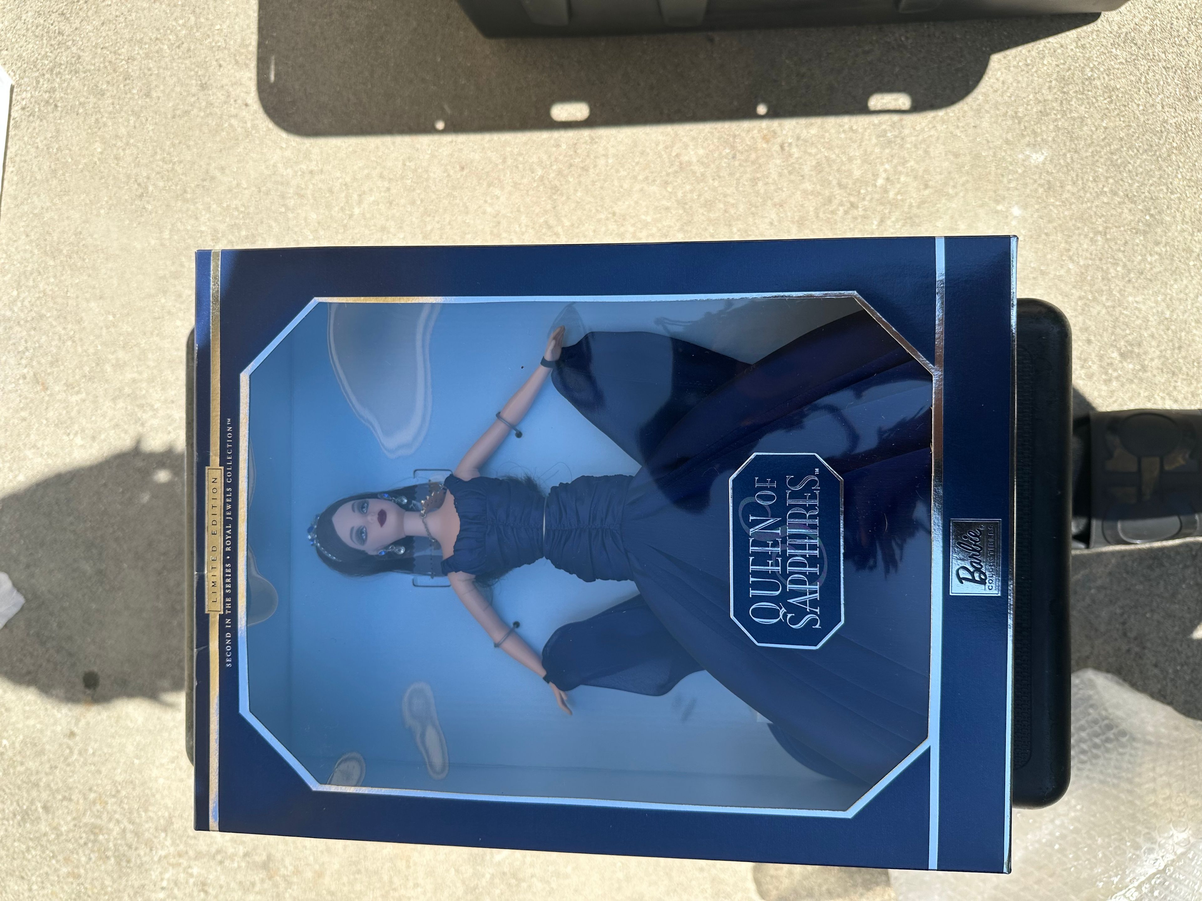 Barbie Queen of Sapphires - Image 3