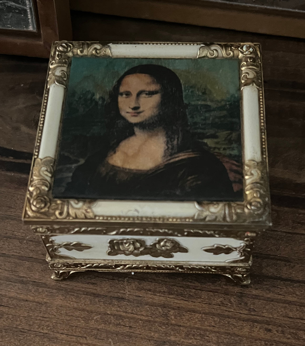 Vintage Mona Lisa Ornate Trinket Box