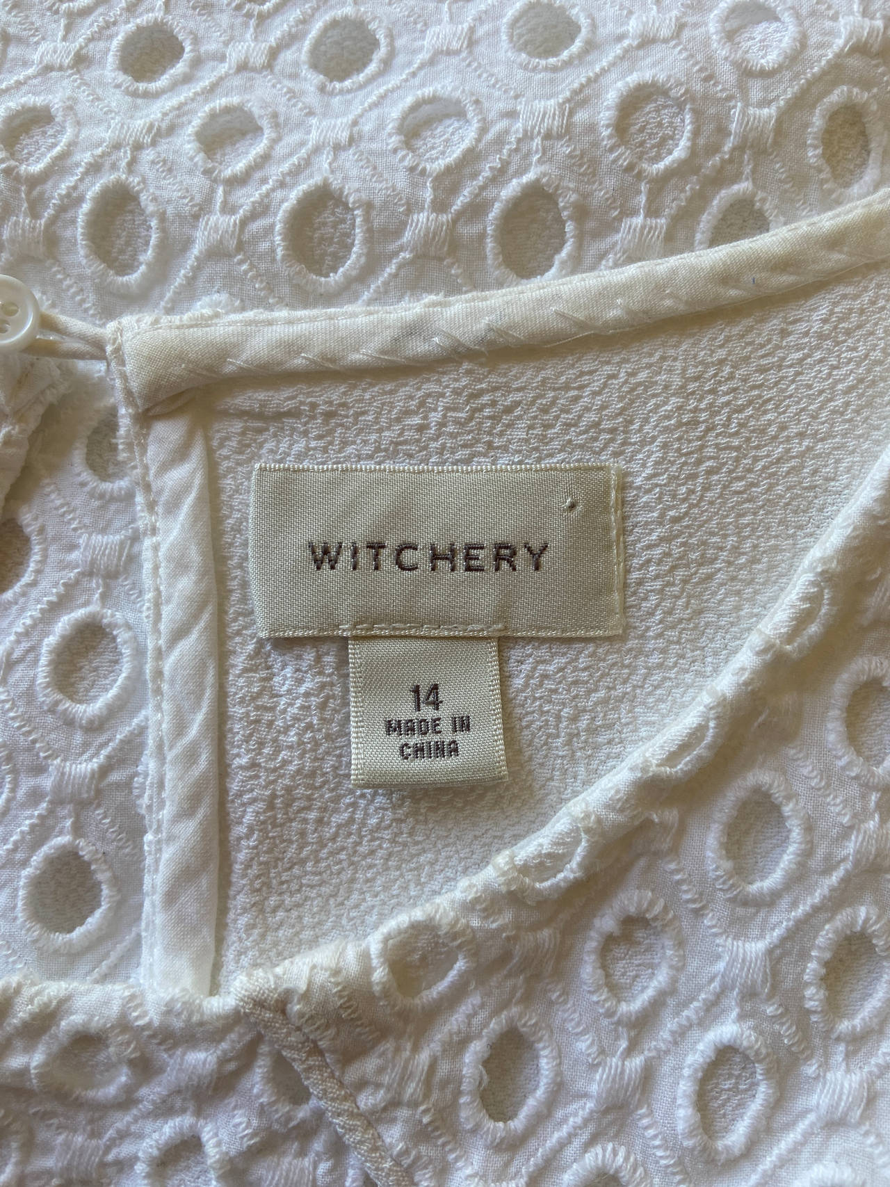 Witchery Lace top sleeveless blouse 