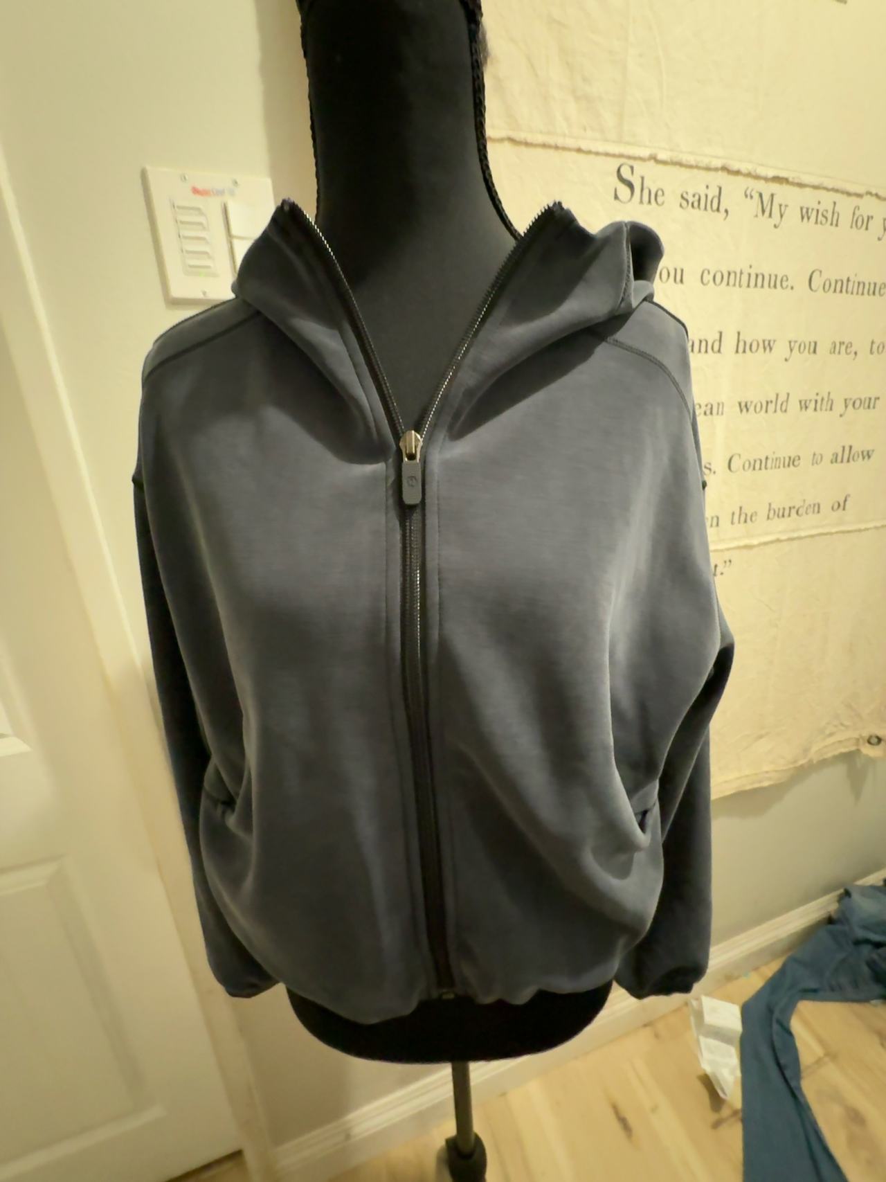 Lululemon Softstreme Pocketed Hoodie Full Zip