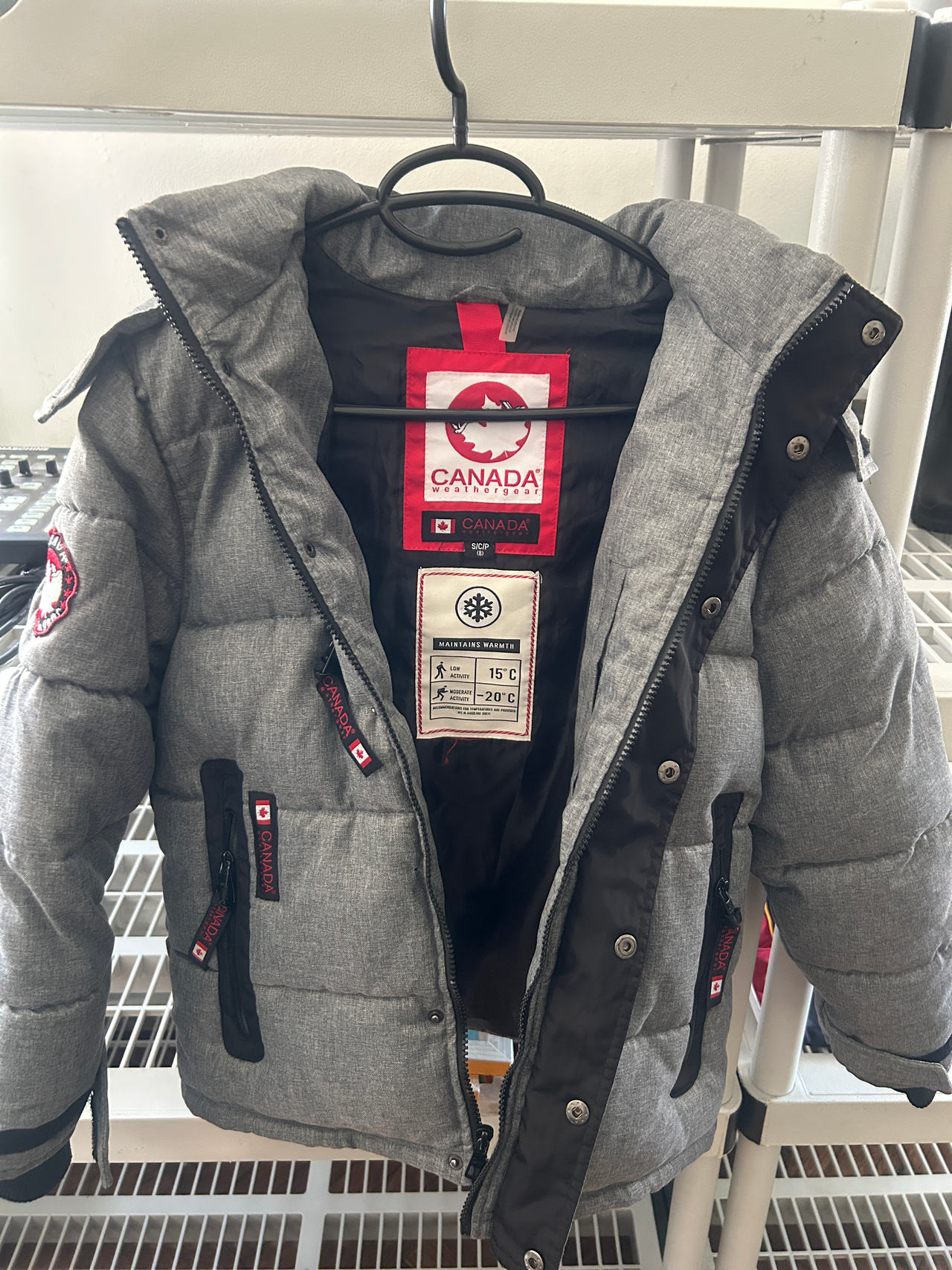 Canada Weather Gear women’s   Size 8 Puffer Jacket