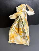 Billabong Floral Canvas Lunch Bag - Image 5
