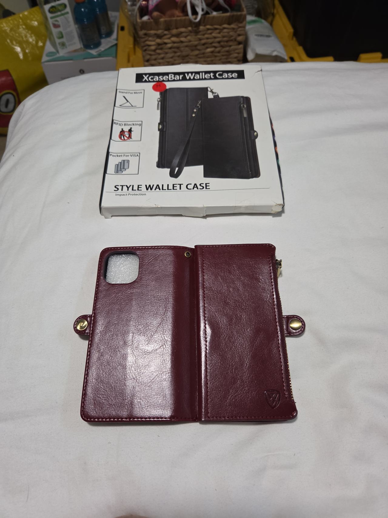XcaseBar Style Wallet Case with RFID Blocking