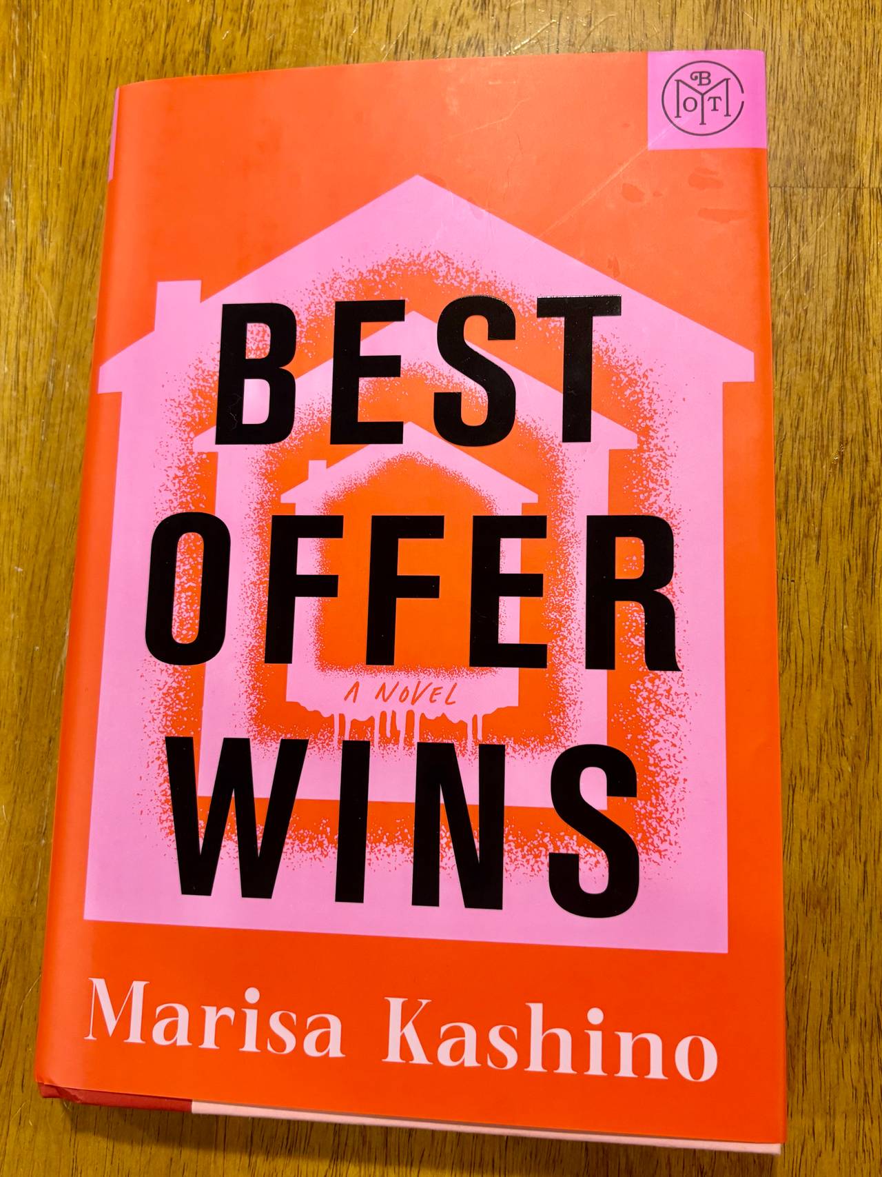 Best Offer Wins by Marisa Kashino