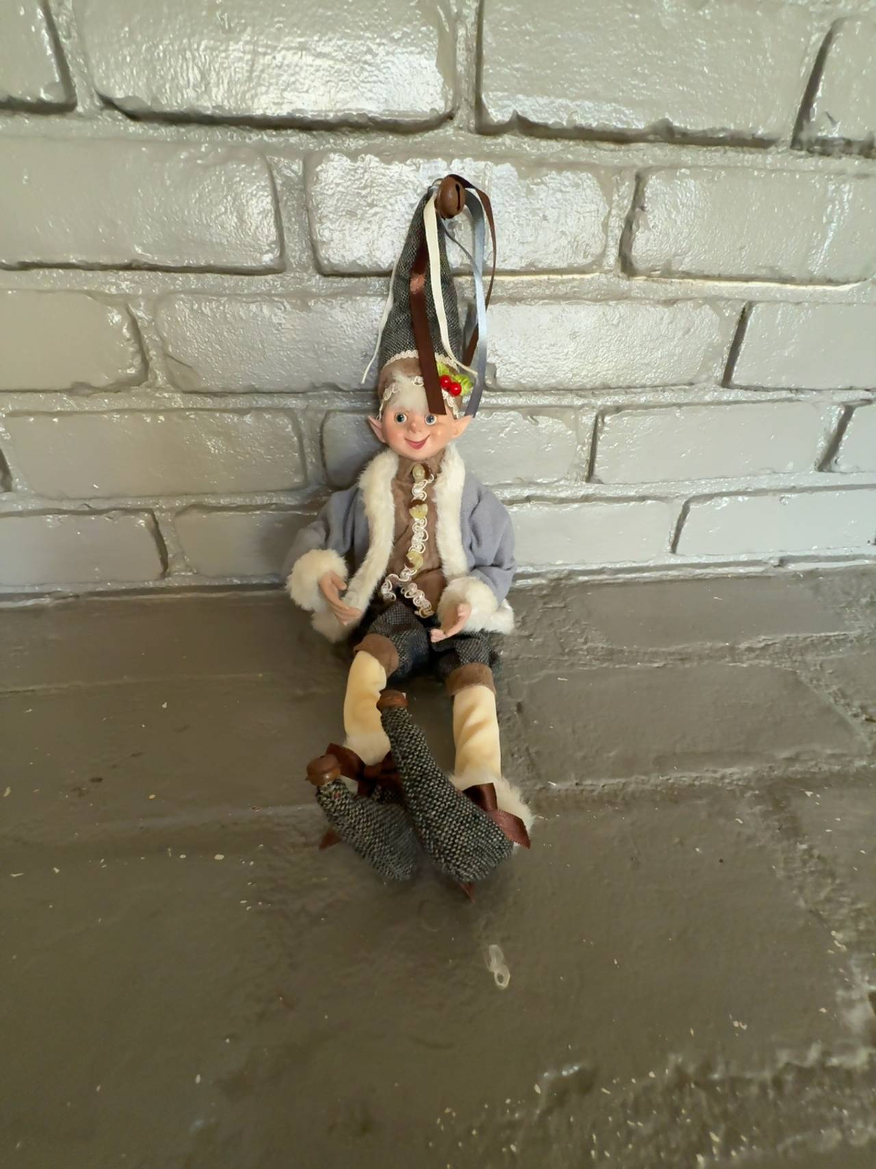 Posable Elf Figurine 16-inch - broken hand.