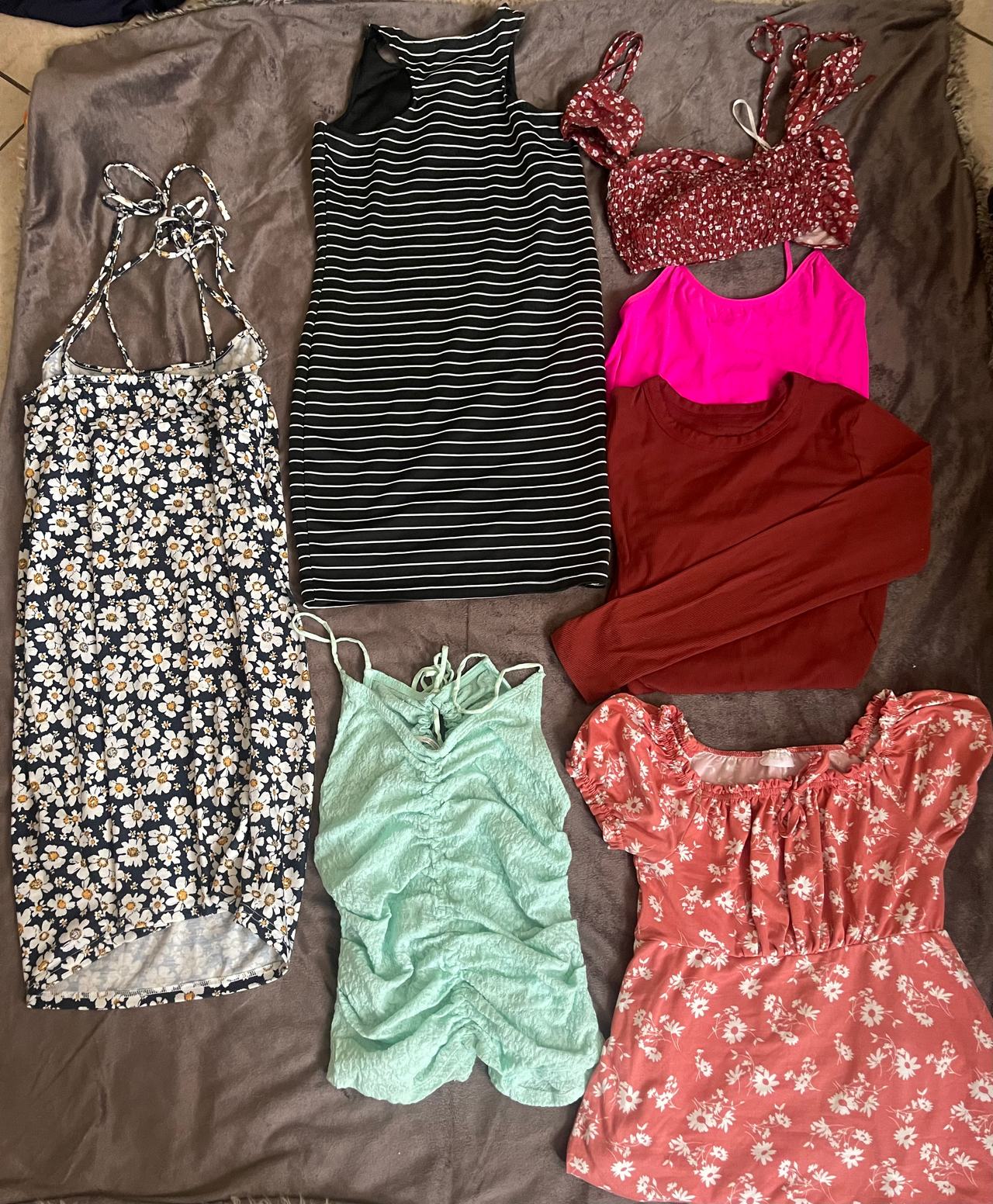 Women's Summer Clothing Lot