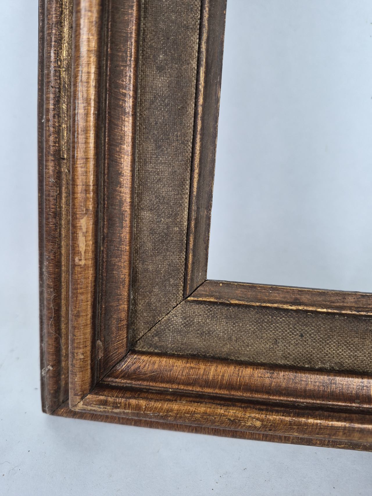 Vintage Frameco, S.A. Gilt Wood Picture Frame with Linen Liner, 8x10 photo