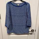 Banana republic Women's blue Geometric Print Top 3/4 sleeves size medium  - Image 1