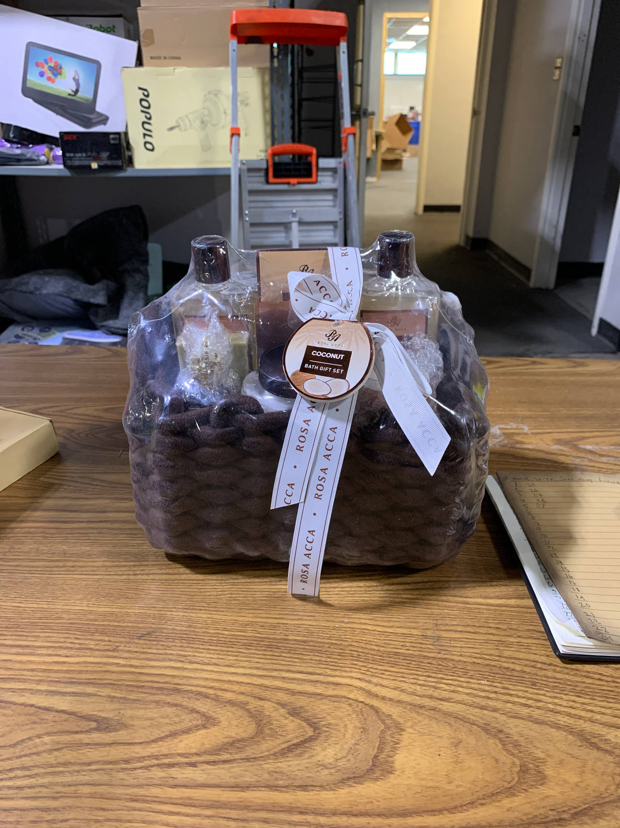Rosa Acca Coconut Bath Gift Set