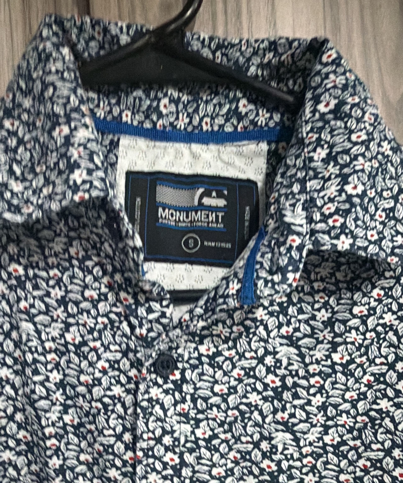 Monument Men's Floral Print Button Down Shirt size Small