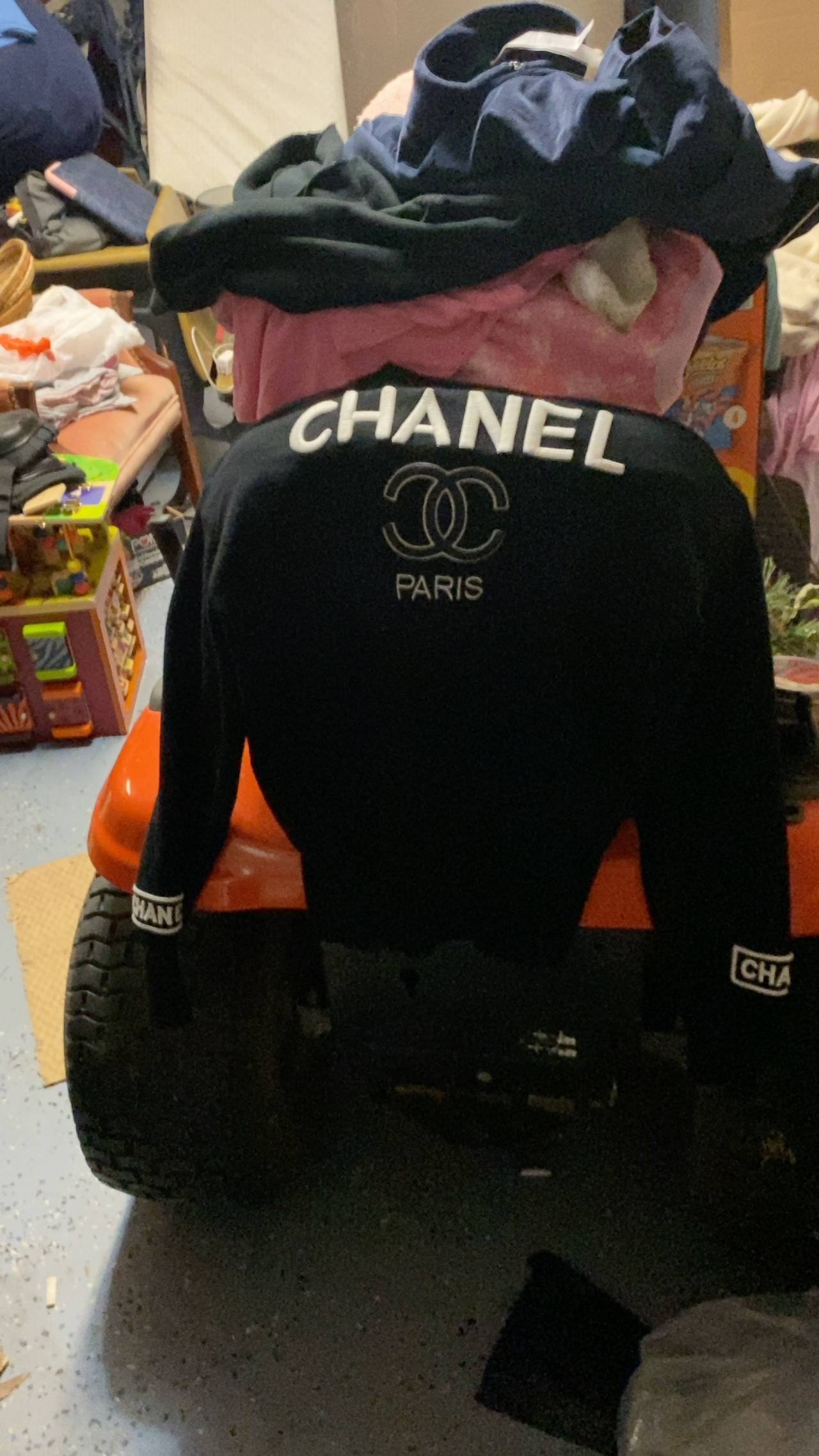 Chanel Vintage Black Pullover Sweatshirt
